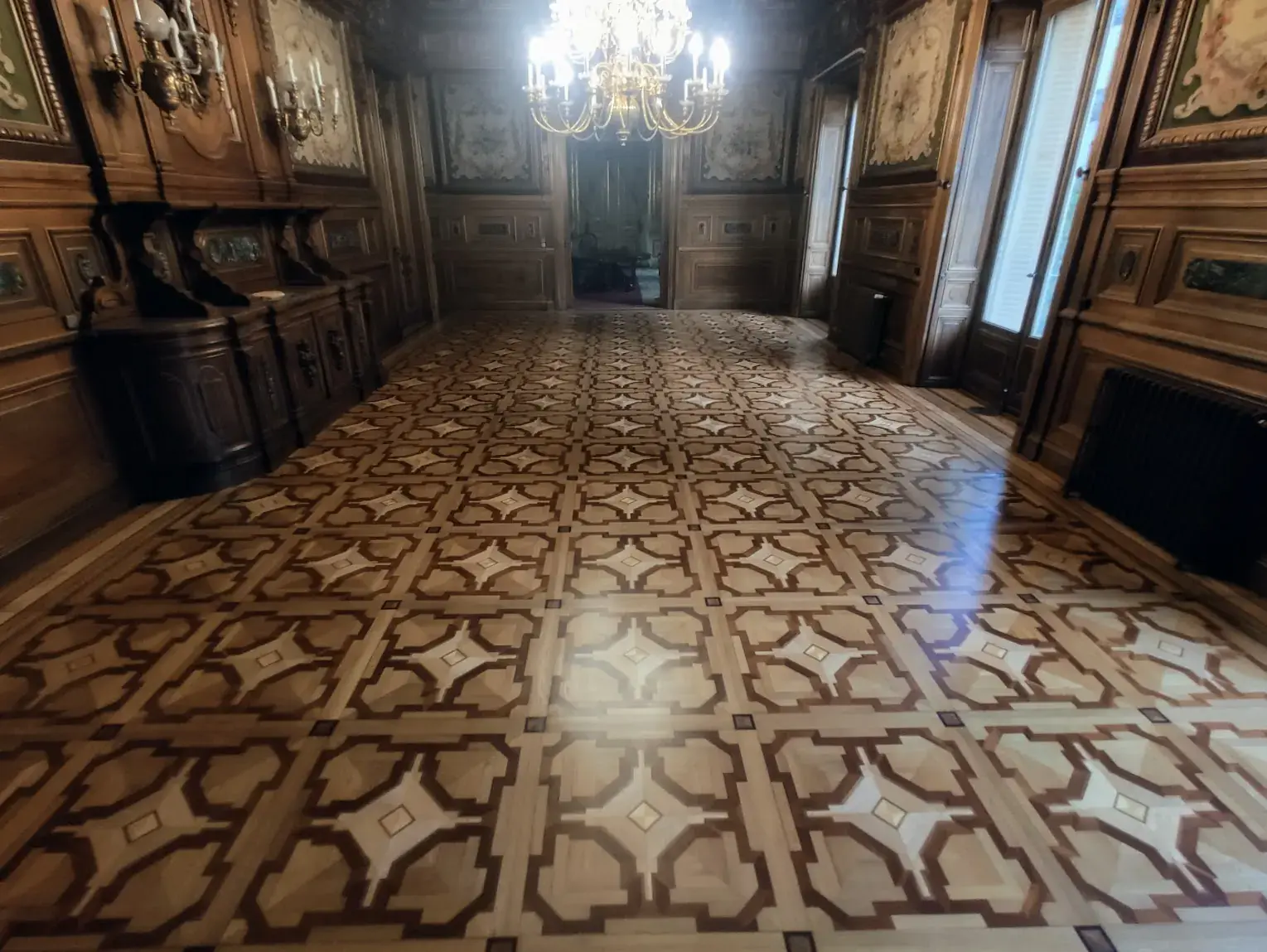Palacio Fernán Núñez – detalle patrimonial Palacio Fernán Núñez - detalle patrimonial