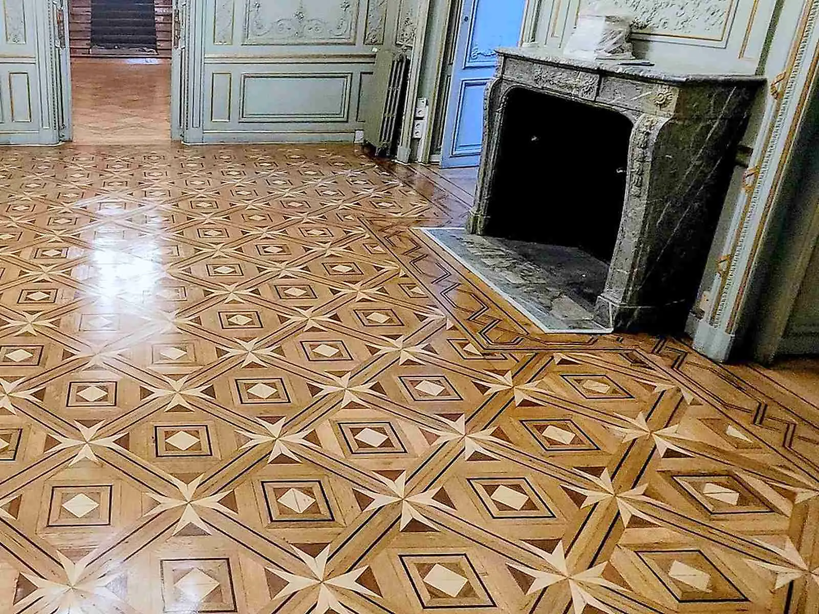 Después: Palacio Fernán Nuñez