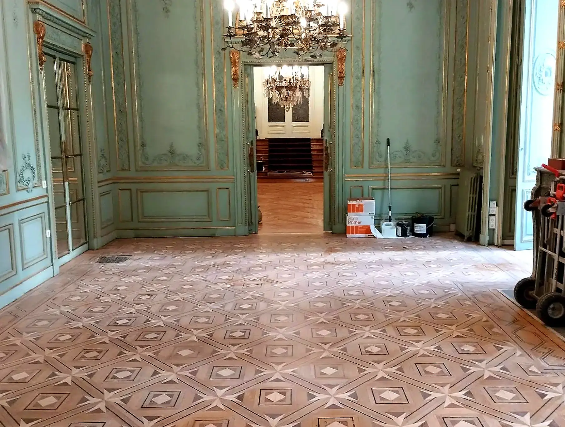 Antes: Salón Optimizado – Alineado