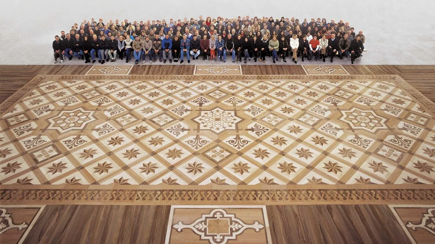 Pavimento de madera reconstruido en las Sale Apollinee del Teatro La Fenice