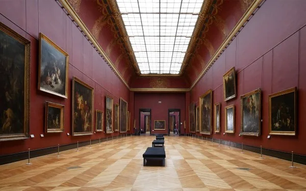 Lamas de roble macizo para la restauración del parquet del Louvre