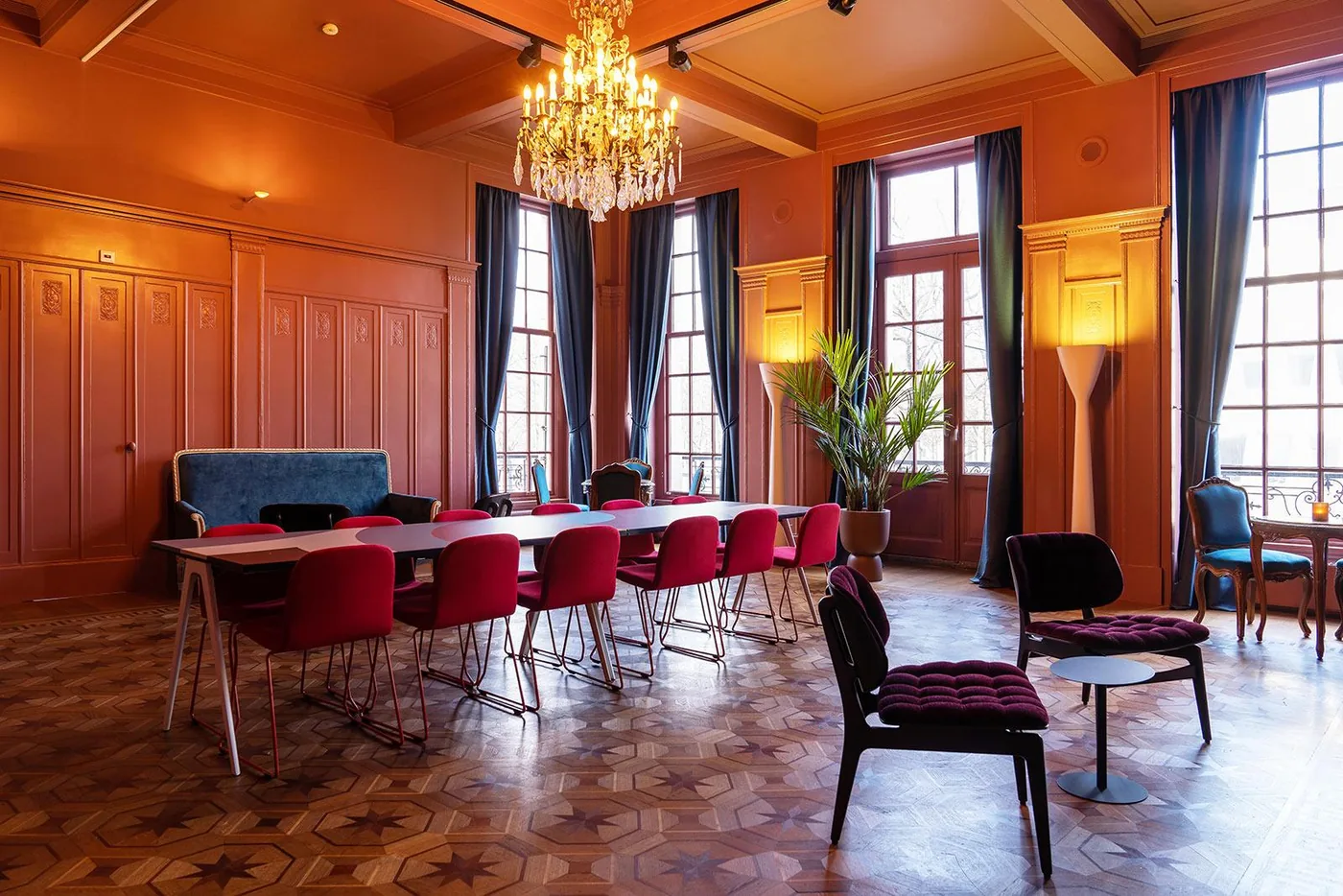 Vestíbulo Willem-I con el antiguo parquet del Palacio Lange Voorhout