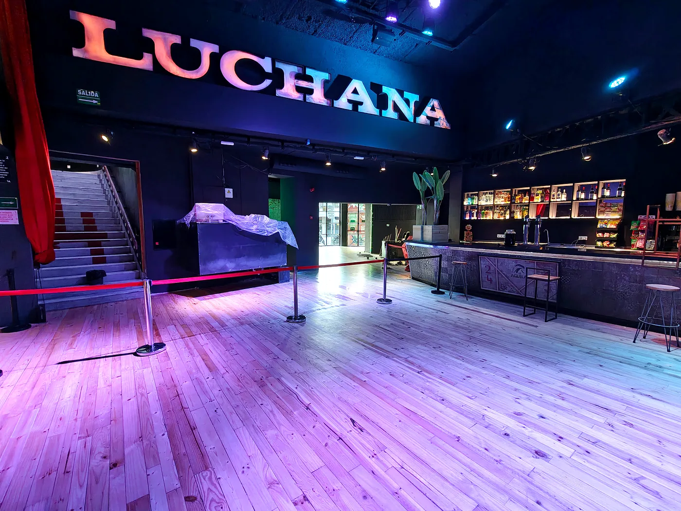 tarima madera vestibulo teatros luchana chamberi 1